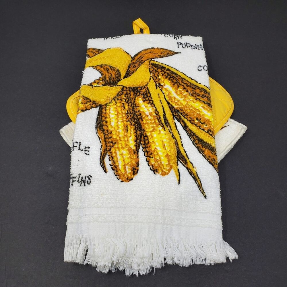 R.A. Briggs & Co 3 Pc Kitchen Ensemble of Corn themed kitchen Linens